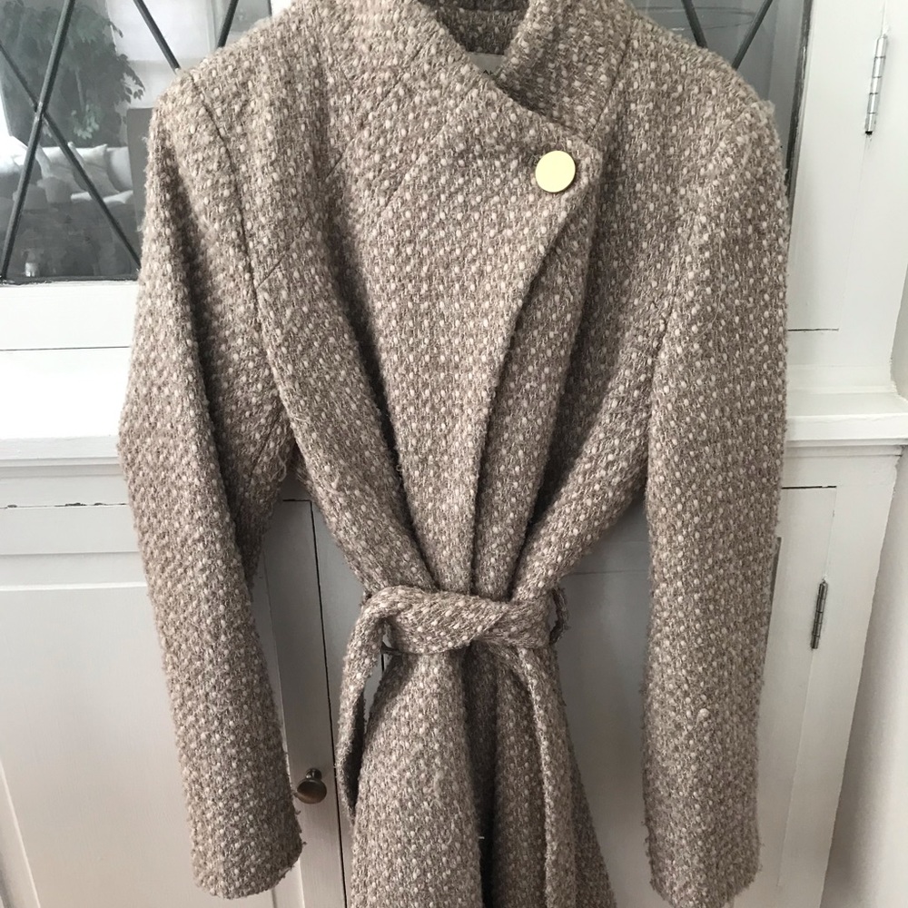 Tahari Women’s Coat